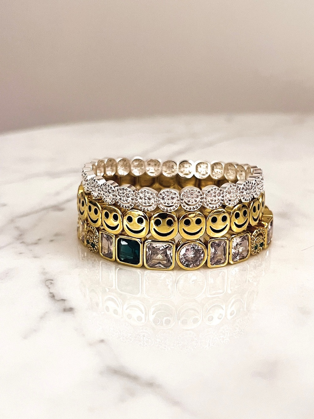 LISA GOZLAN - Gold Smiley Face Stretch Bracelet with Coloured Gems - 7” - Picture 5 of 5